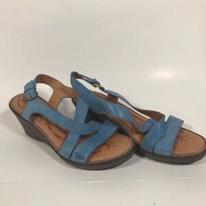 Born Wedge Sandals Blue Buckled Leather Strap Size US 9M EU 39 UK 7 CCL15 D91404